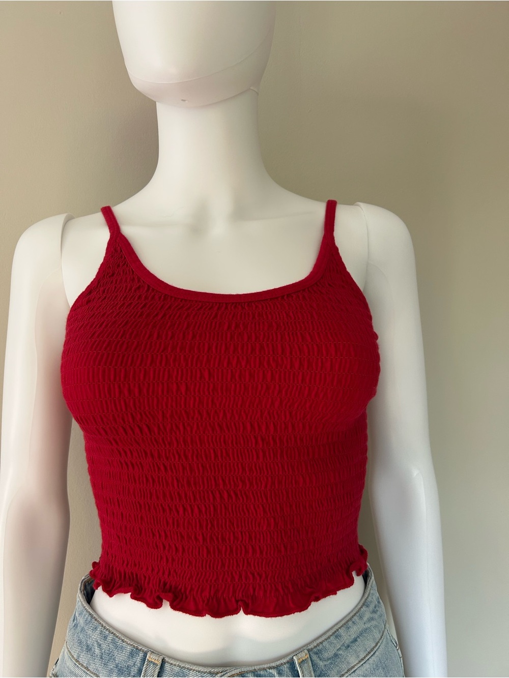 Hollister Red Smocked Crop Cami Top XS Stretch Ruffle Hem Summer Tank